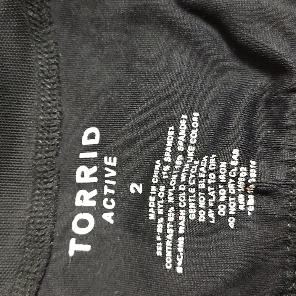 Purple Torrid Active Tank Top with Seer Black Areas Torrid sz 2 or 18/20 = 2X - Picture 6 of 7